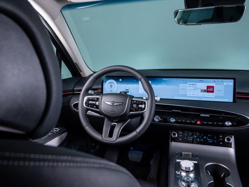 New 2026 Genesis GV80 2.5T Advanced image 14