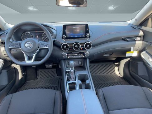 New 2025 Nissan Sentra SR w/ Trunk Package image 15