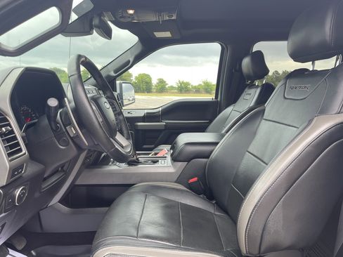 Used 2017 Ford F150 Raptor w/ Equipment Group 802A Luxury AWD/4WD image 38