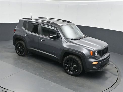 Used 2023 Jeep Renegade Altitude w/ Sun/Sound Group image 28