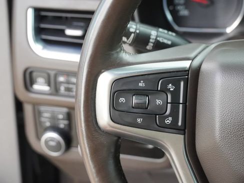 Used 2021 Chevrolet Suburban Z71 w/ Luxury Package AWD/4WD image 28