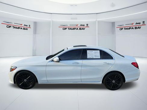 Used 2021 Mercedes-Benz C 300 Sedan image 3