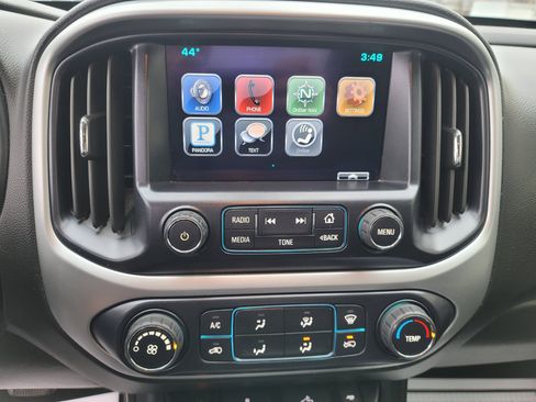 Used 2015 Chevrolet Colorado LT image 17