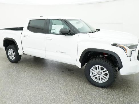 New 2025 Toyota Tundra SR5 image 15