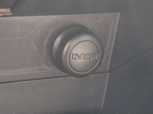 Used 2016 Subaru Forester 2.5i Touring w/ Eyesight & Navigation System AWD/4WD image 27