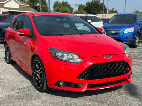 Used 2014 Ford Focus ST w/ Equipment Group 202A image 4