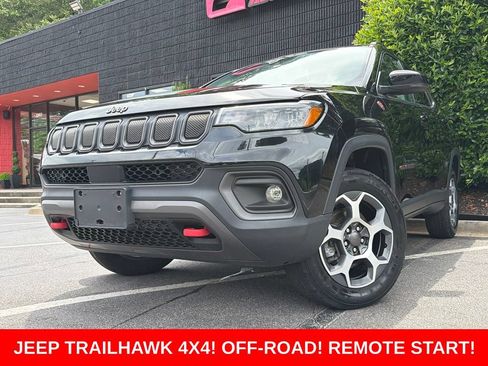 Used 2022 Jeep Compass Trailhawk w/ Trailhawk Convenience Group AWD/4WD image 2