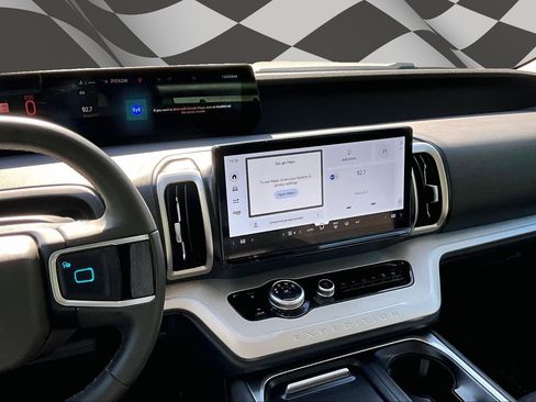 Used 2025 Ford Expedition Max Active image 6