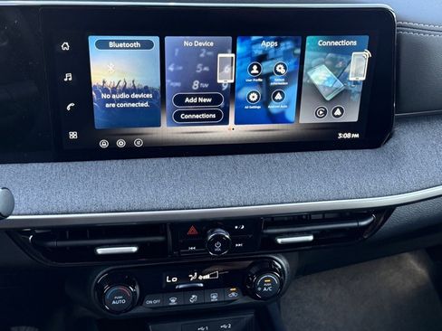 New 2026 Nissan Kicks SV w/ SV Premium Package FWD image 11