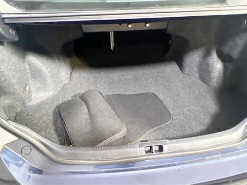 Used 2015 Toyota Camry XLE FWD image 25