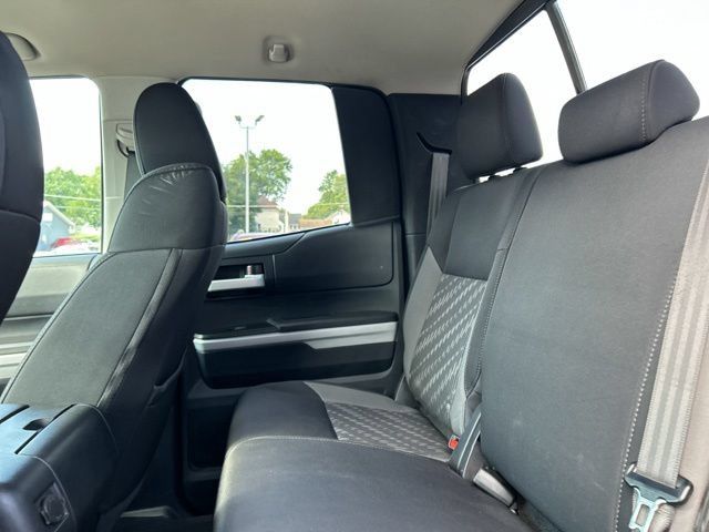 Used 2019 Toyota Tundra SR5 w/ Convenience Package AWD/4WD image 16