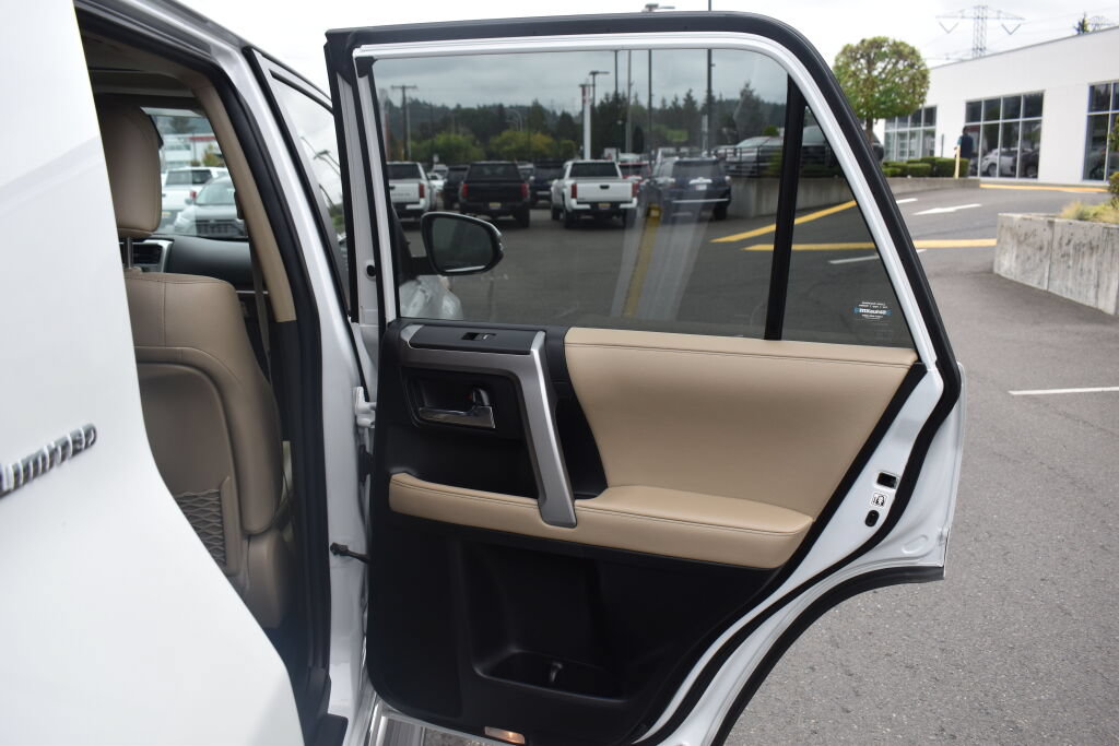 Certified 2024 Toyota 4Runner Limited AWD/4WD image 22
