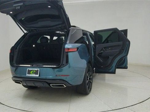 Used 2025 Land Rover Range Rover Sport Dynamic SE image 76