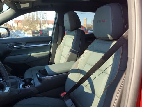 New 2026 GMC Terrain AT4 w/ Convenience Package III image 17