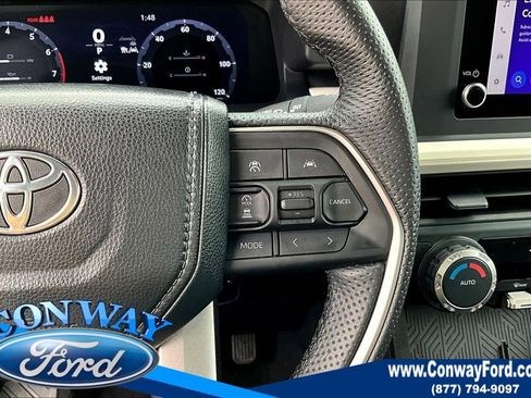 Used 2024 Toyota Tacoma TRD Off-Road image 15