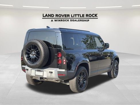 Used 2024 Land Rover Defender 110 S AWD/4WD image 2