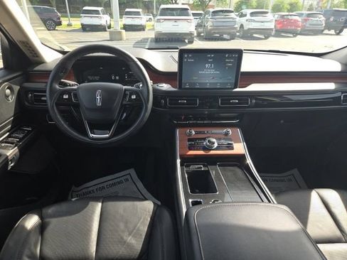 Certified 2023 Lincoln Aviator Reserve w/ Jet Package AWD/4WD image 31