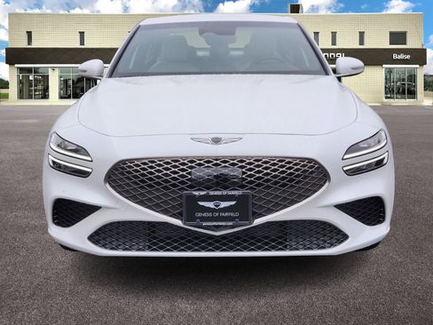 Used 2025 Genesis G70 2.5T image 8