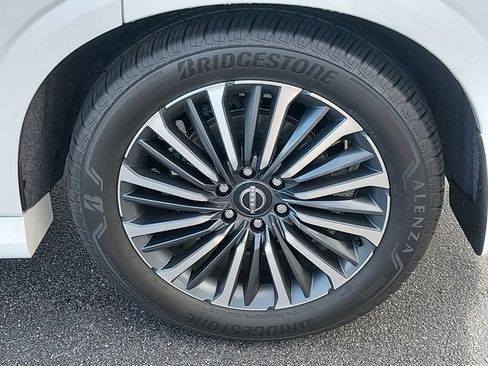 Certified 2026 Nissan Armada Platinum Reserve AWD/4WD image 17