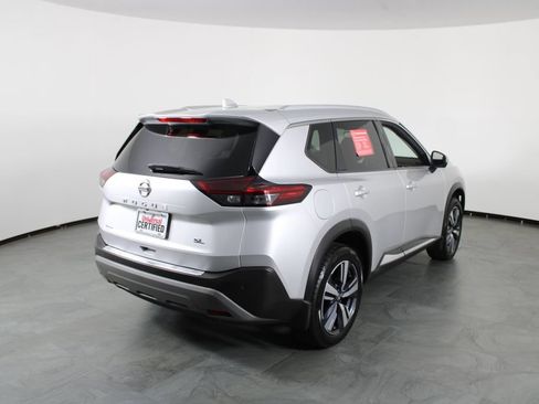 Certified 2021 Nissan Rogue SL FWD image 4