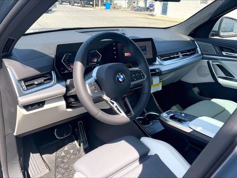 New 2026 BMW X2 xDrive28i w/ M Sport Package AWD/4WD image 9