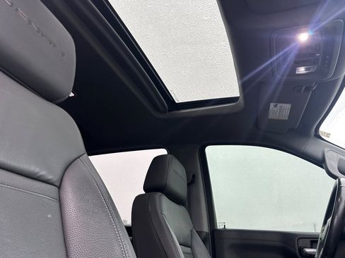 Used 2021 GMC Sierra 1500 Denali w/ Denali Ultimate Package image 19