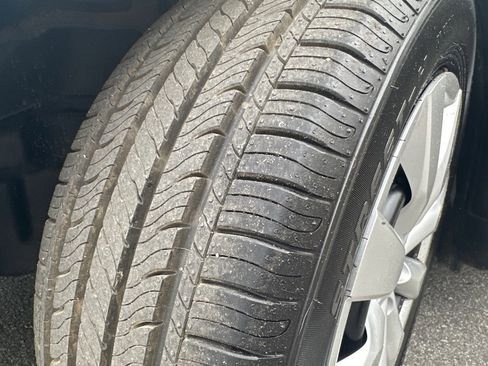 Used 2016 Toyota Corolla S image 27