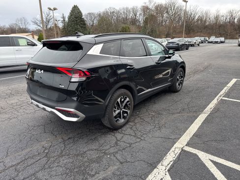 Used 2023 Kia Sportage EX w/ EX Premium Package image 6
