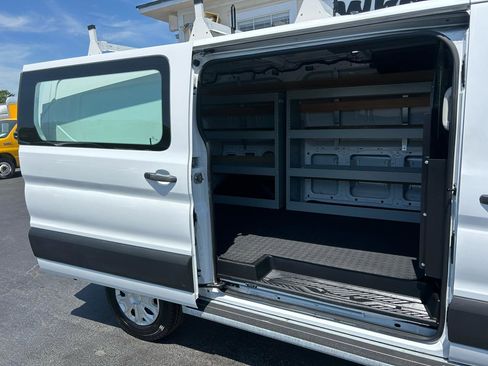 Used 2024 Ford Transit 250 Low Roof w/ Exterior Upgrade Package image 21