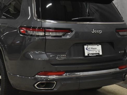 Used 2021 Jeep Grand Cherokee L Overland w/ Luxury Tech Group IV image 9
