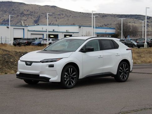 New 2026 Subaru Solterra Limited image 8