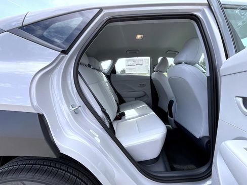 New 2026 Hyundai Kona SE AWD/4WD image 19