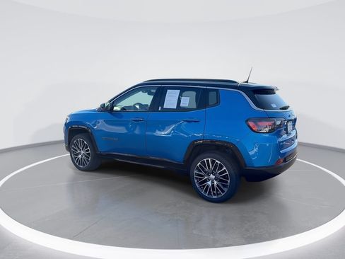 Used 2022 Jeep Compass Limited w/ Elite Group AWD/4WD image 6