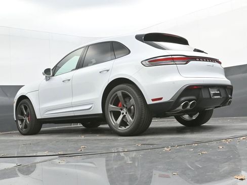 New 2026 Porsche Macan S image 47