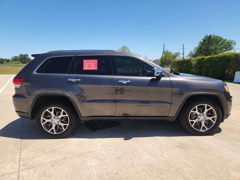 Used 2021 Jeep Grand Cherokee Limited image 4