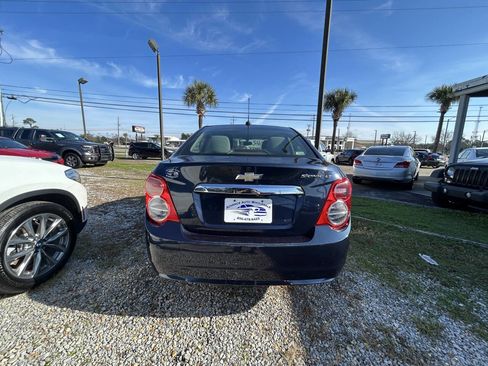 Used 2015 Chevrolet Sonic LT image 5