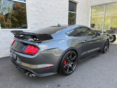 Used 2022 Ford Mustang Shelby GT500 w/ Carbon Fiber Track Pack image 36