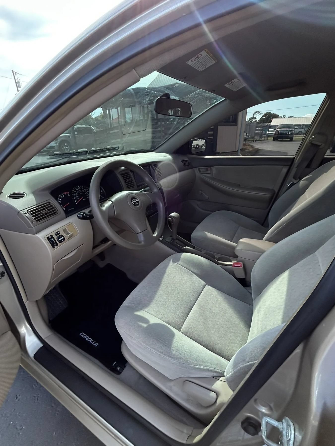 Used 2004 Toyota Corolla CE FWD image 25