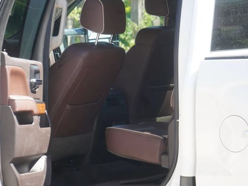 Used 2016 Chevrolet Silverado 1500 High Country AWD/4WD image 14