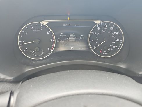 Used 2025 Nissan Sentra SV image 10