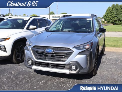 Used 2023 Subaru Outback Limited w/ Popular Package #2 AWD/4WD image 9