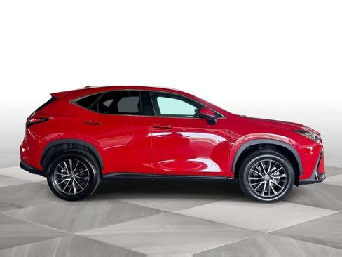 Used 2024 Lexus NX 250 FWD w/ Towing Package (2000 Lbs) image 9