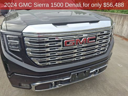Used 2024 GMC Sierra 1500 Denali w/ Technology Package AWD/4WD image 3