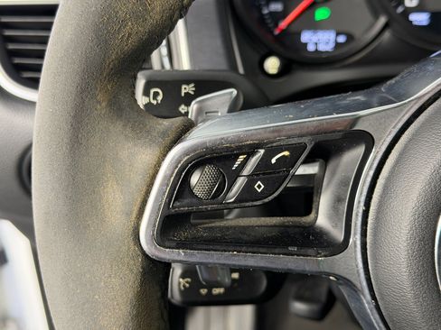 Used 2018 Porsche Macan GTS image 16