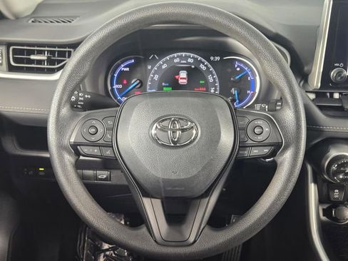 Used 2025 Toyota RAV4 XLE w/ Convenience Package AWD/4WD image 26