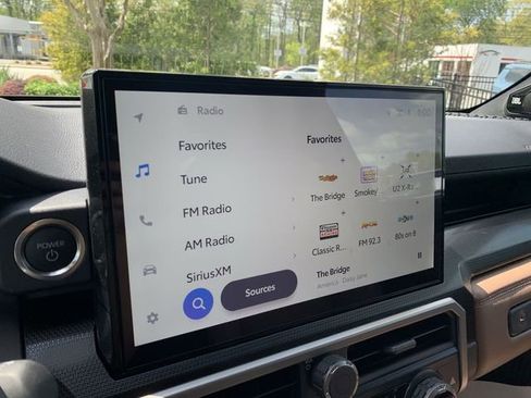 Certified 2025 Toyota 4Runner Limited image 25