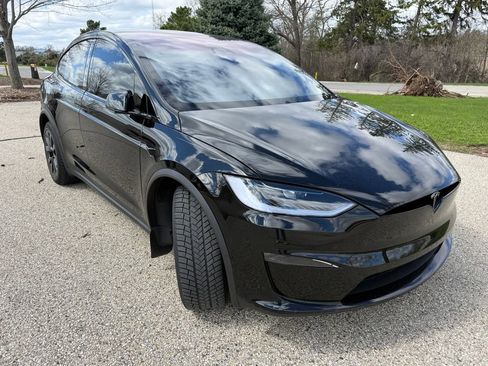 Used 2023 Tesla Model X Plaid AWD/4WD image 4