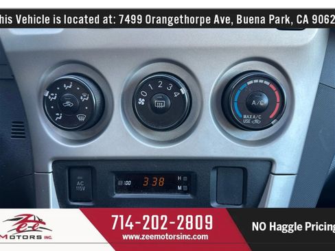 Used 2010 Toyota Matrix S image 31