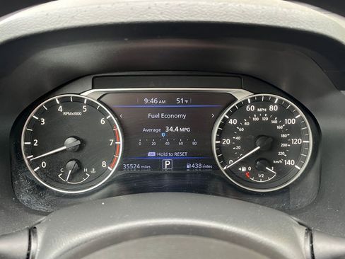 Used 2025 Nissan Altima 2.5 SV image 39