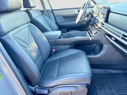 Used 2025 Hyundai Santa Fe XRT image 32